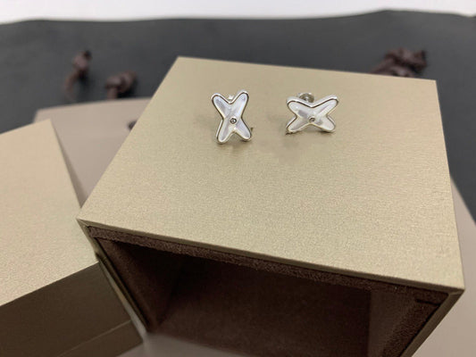 [⭐Hinora Jewelry]JEUX DE WHITE MOP SILVER DIAMOND EARRINGS