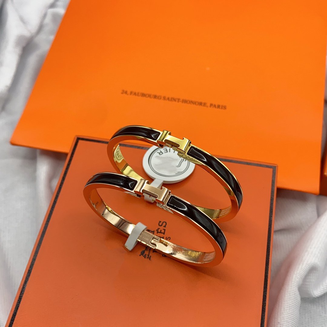 [⭐Hinora Jewelry]CLASSIC HM CLIC BLACK 8MM ENAMEL BRACELET