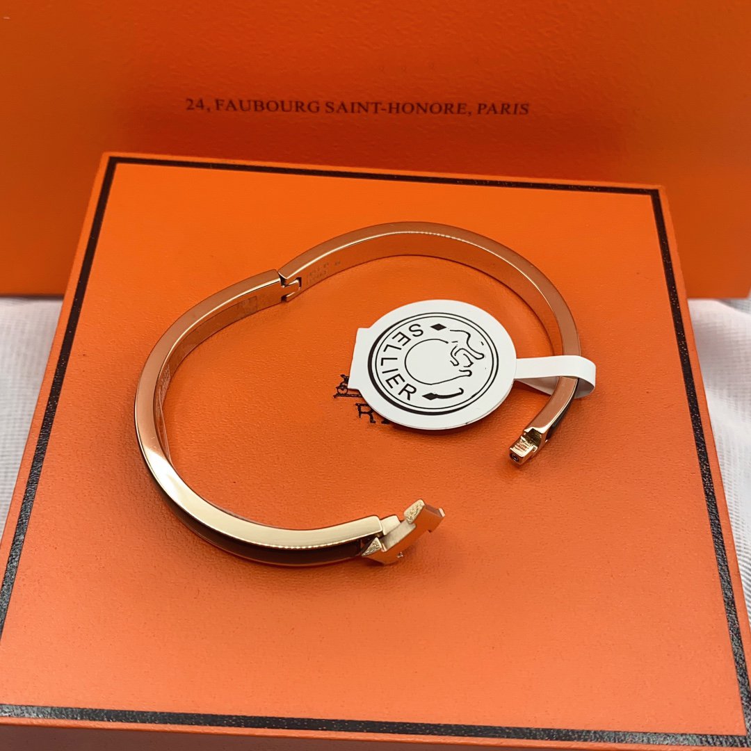 [⭐Hinora Jewelry]CLASSIC HM CLIC BLACK 8MM ENAMEL BRACELET