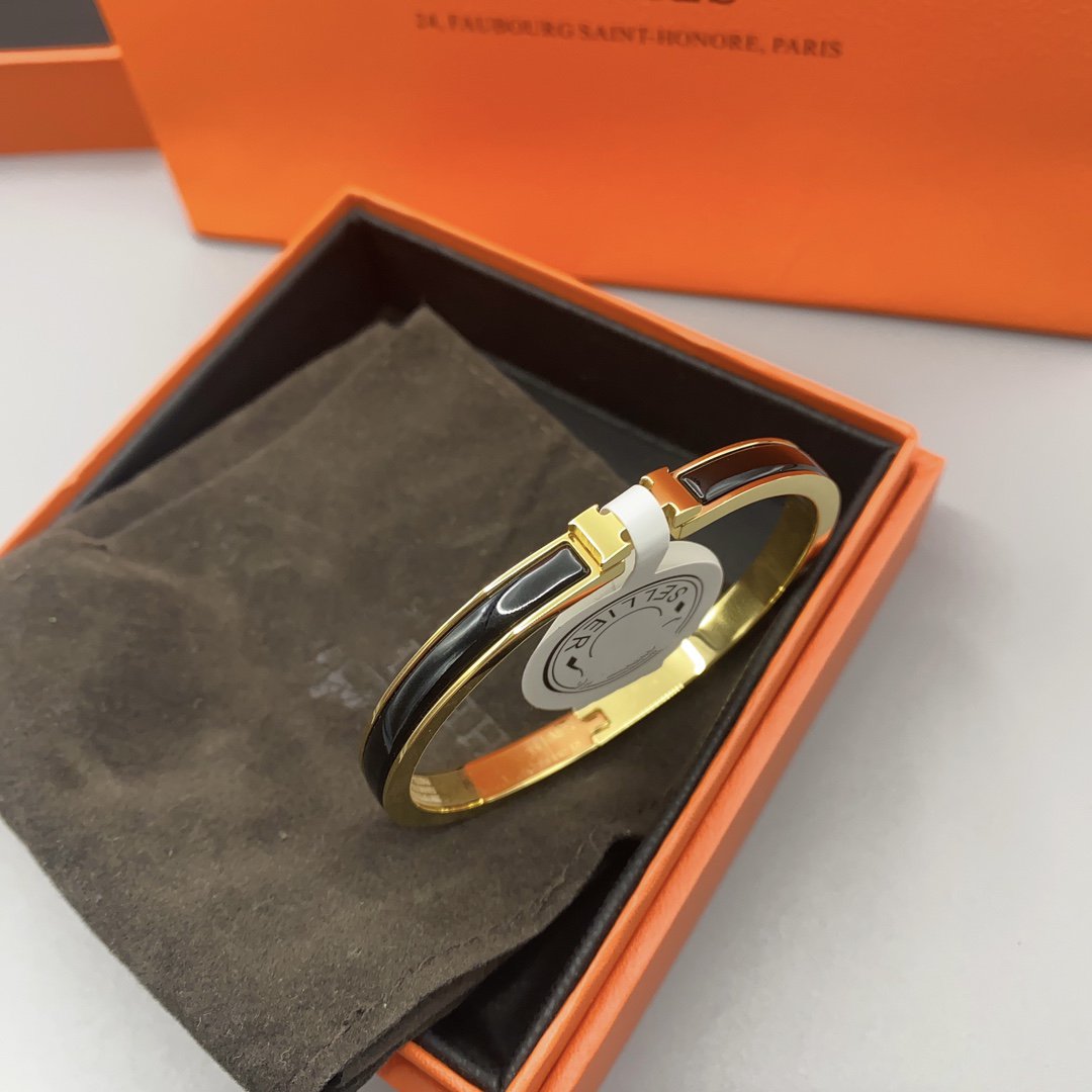 [⭐Hinora Jewelry]CLASSIC HM CLIC BLACK 8MM ENAMEL BRACELET
