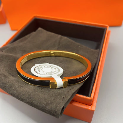 [⭐Hinora Jewelry]CLASSIC HM CLIC BLACK 8MM ENAMEL BRACELET
