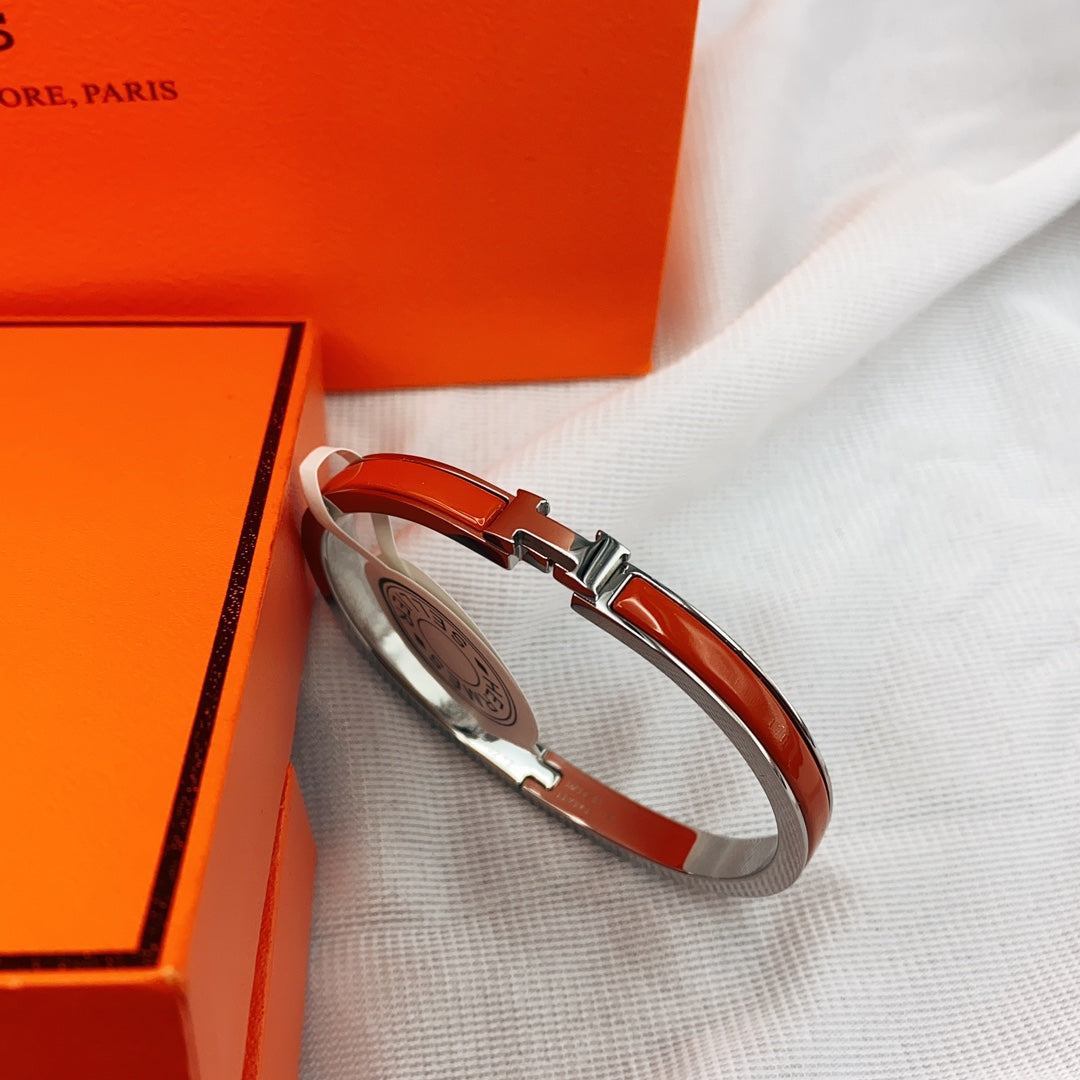 [⭐Hinora Jewelry]CLASSIC HM CLIC RED 8MM ENAMEL BRACELET