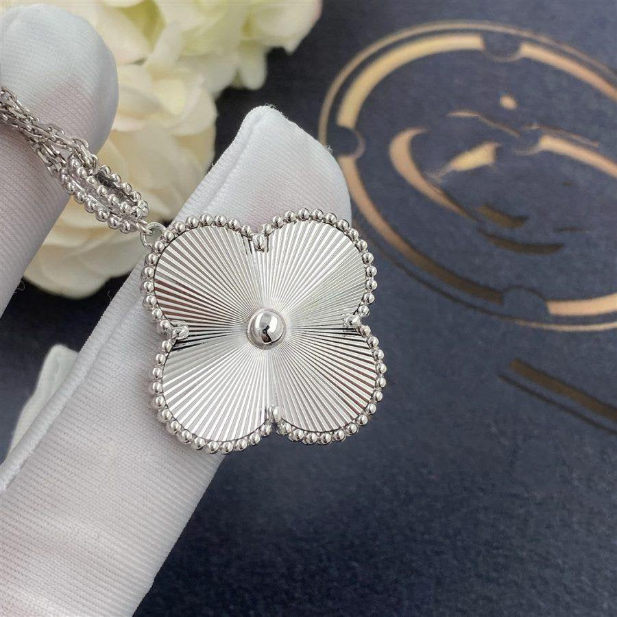 [⭐Hinora Jewelry]CLOVER 25MM SILVER BIG CLOVER NECKLACE