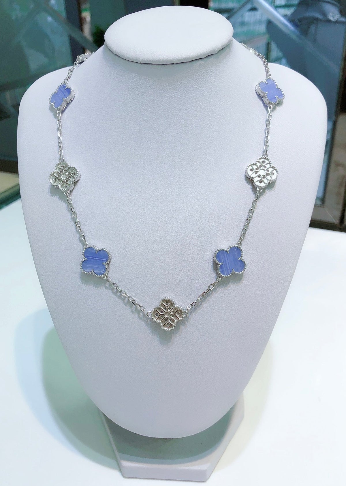 [⭐Hinora Jewelry]CLOVER 10 MOTIFS CHALCEDONY DIAMONDS SILVER NECKLACE