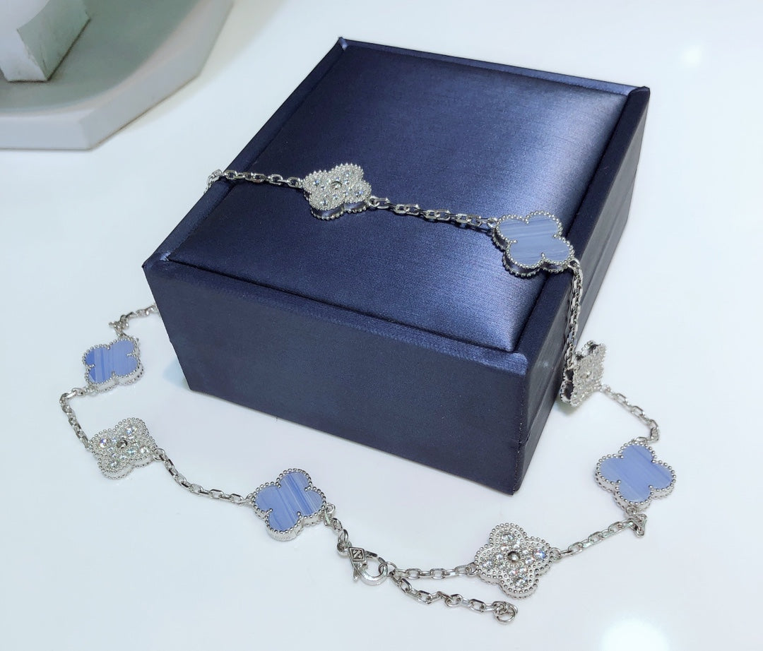 [⭐Hinora Jewelry]CLOVER 10 MOTIFS CHALCEDONY DIAMONDS SILVER NECKLACE