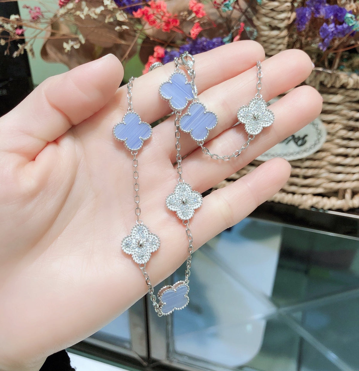 [⭐Hinora Jewelry]CLOVER 10 MOTIFS CHALCEDONY DIAMONDS SILVER NECKLACE